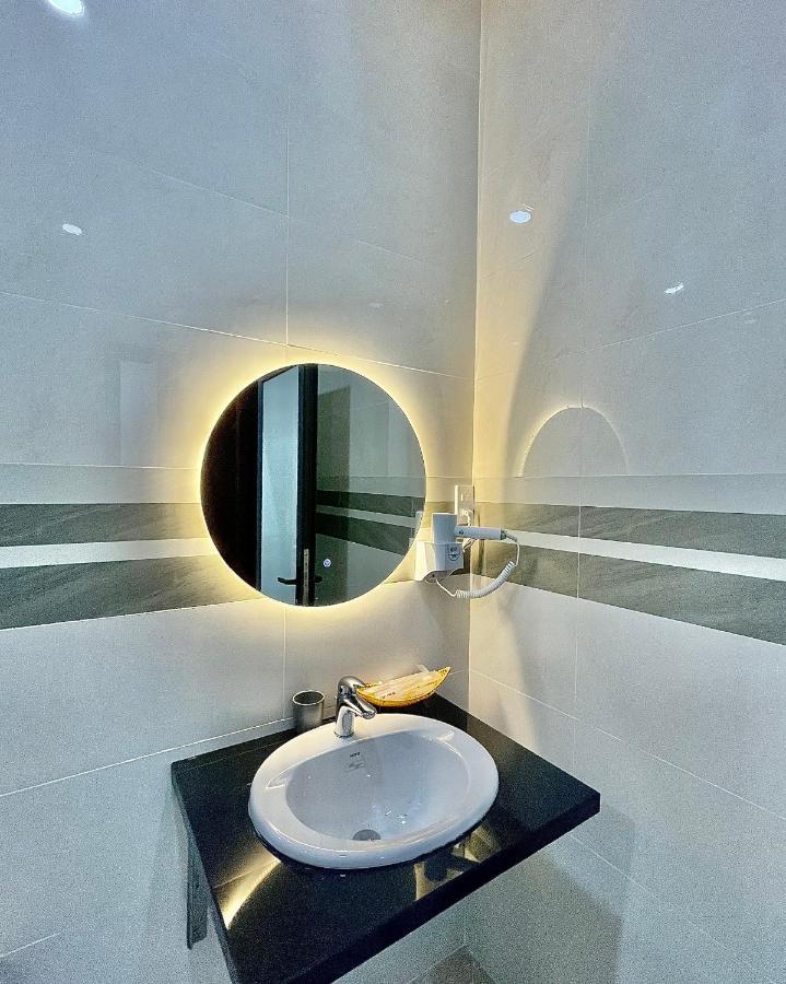 Hotel Khach San Thien My Rach Gia Exterior foto